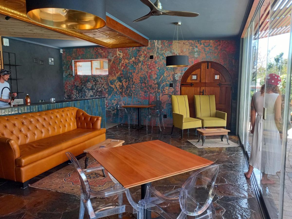 La Pension Guest House Oudtshoorn Ngoại thất bức ảnh