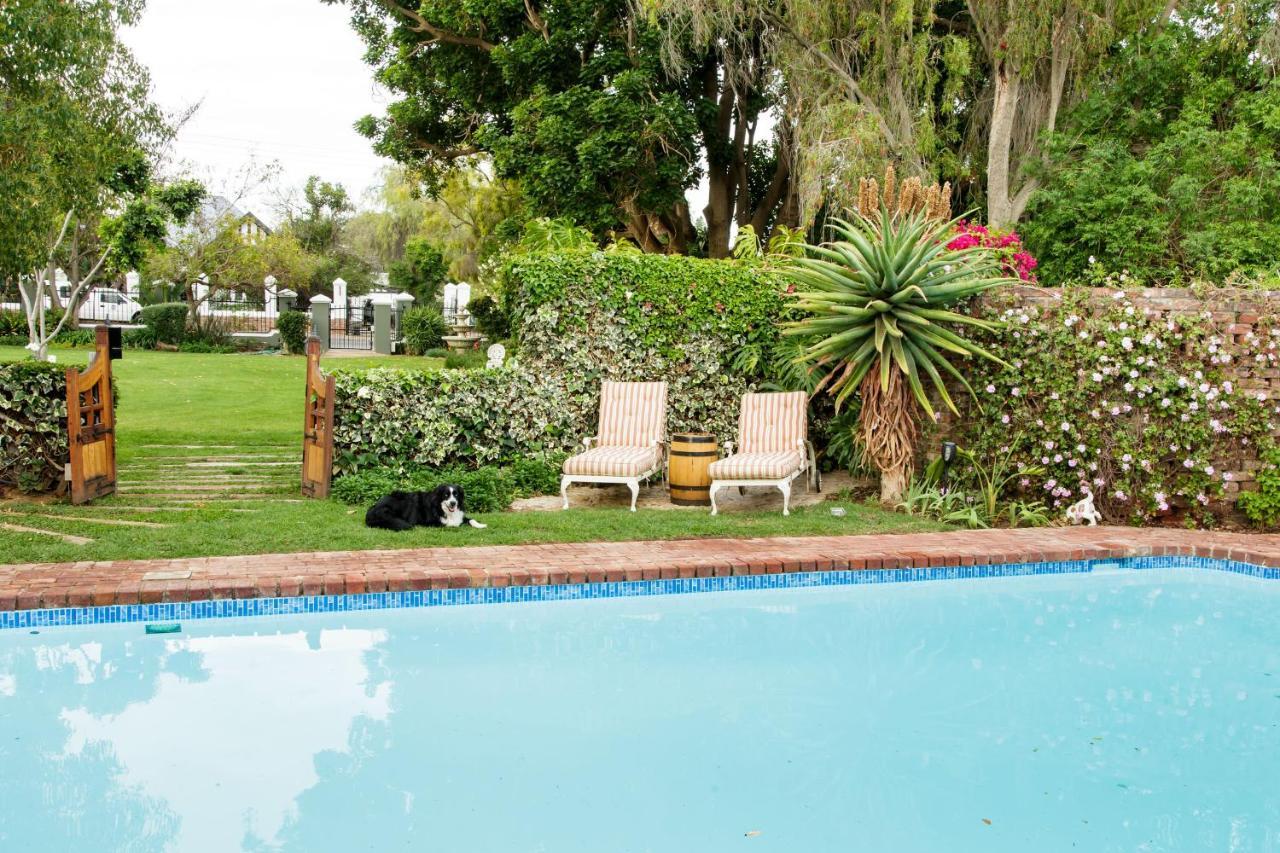La Pension Guest House Oudtshoorn Ngoại thất bức ảnh