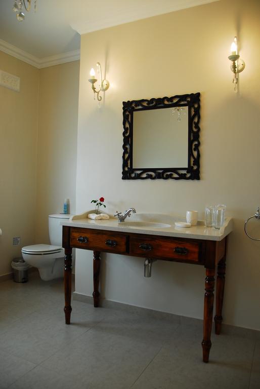 La Pension Guest House Oudtshoorn Phòng bức ảnh